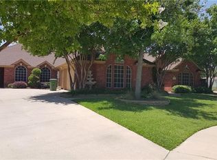 7509 Shane Ct, North Richland Hills, TX 76182