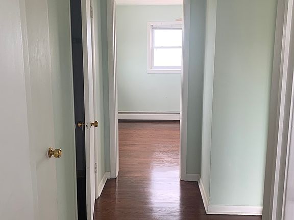 3rd image of 3159 N Lockwood Ave APT 2A