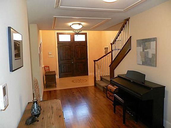 2nd image of 13735 Ashridge Dr