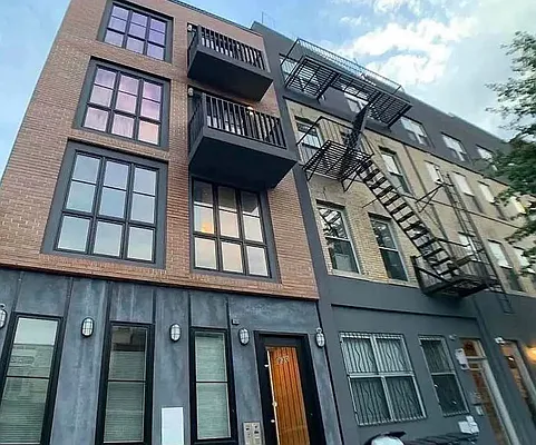 Rented by Artur Gutman, LREB | media 18