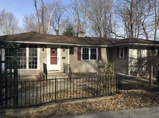 501 Pine Hill Rd, Pleasant Valley, NY 12569