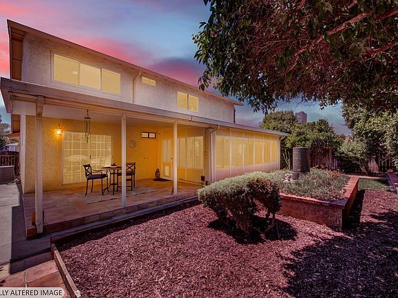 2nd image of 1067 Woodridge Drive
