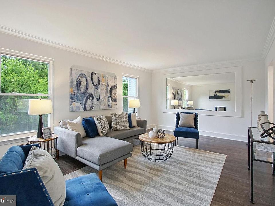 1st image of 9030 Continental Pl