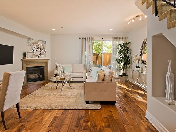 2nd image of 5753 White Oak Ave Unit 14