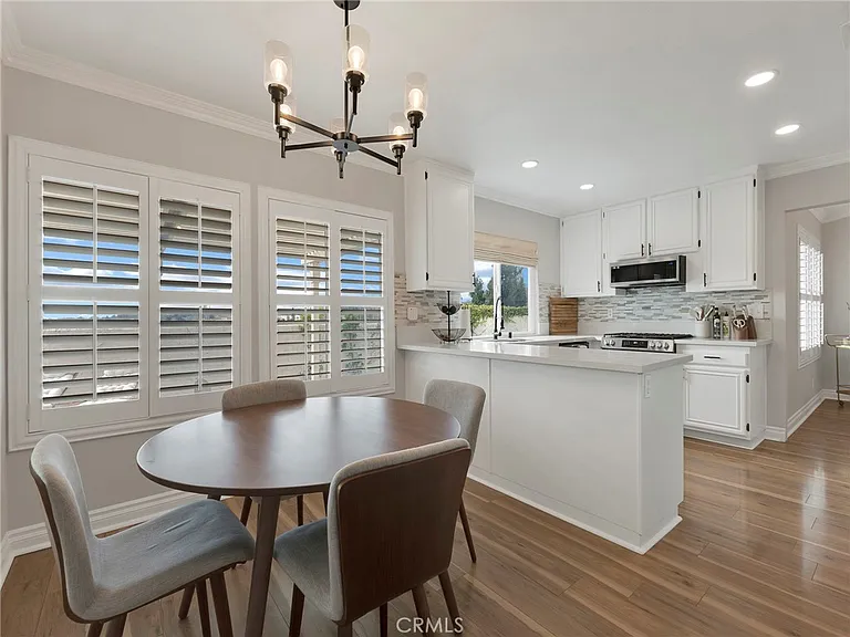 4895 N Buttercreek Rd — Photo 19