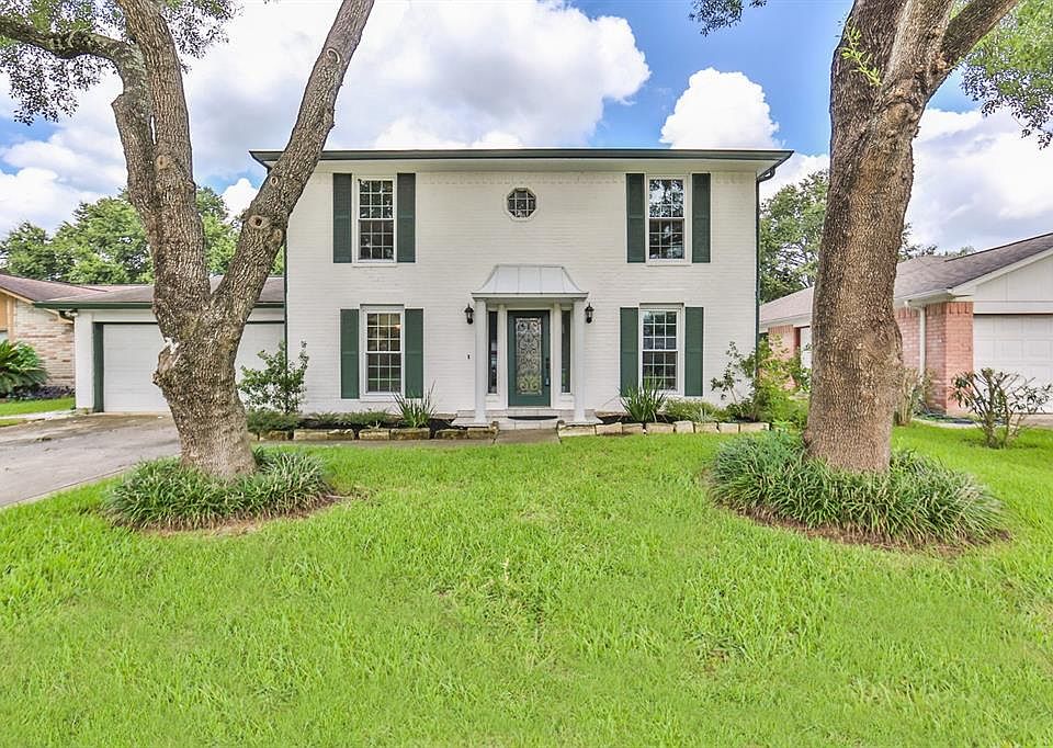 1st image of 10014 Golden Meadow Dr
