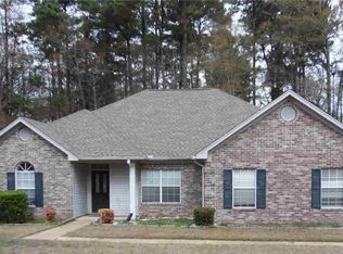 106 Brighton Dr, Clinton, MS 39056