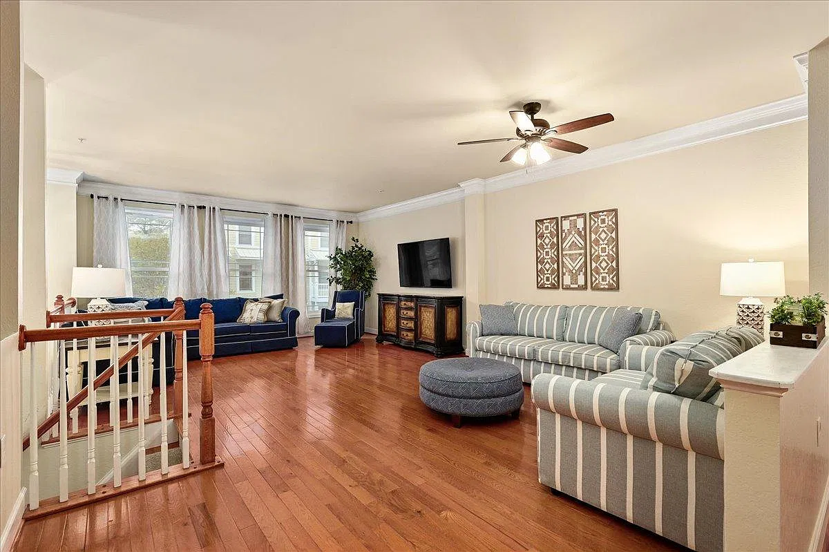 11960 W War Dancer Ln — Photo 1