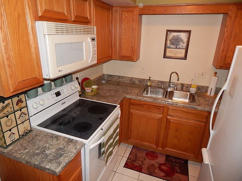 1st image of 5706 W. 129th Street #Unit 3a
