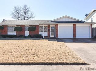 5305 Pyrenees Dr, Wichita Falls, TX 76310