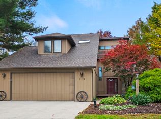 13819 Cliftgate Pass, Fort Wayne, IN 46814