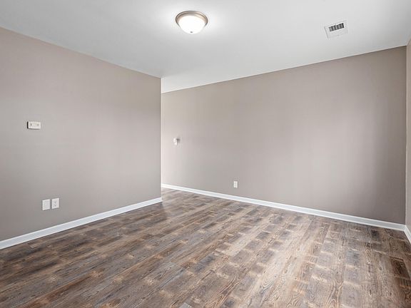 4th image of 3409 E 20th Ave