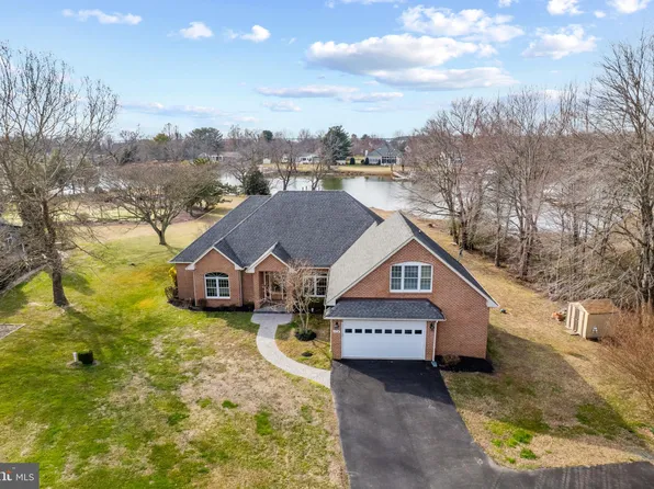 214 Windward Cove Ct S, Grasonville, MD 21638