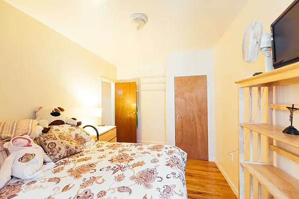 Sold by Keller Williams Realty NYC Group | media 9