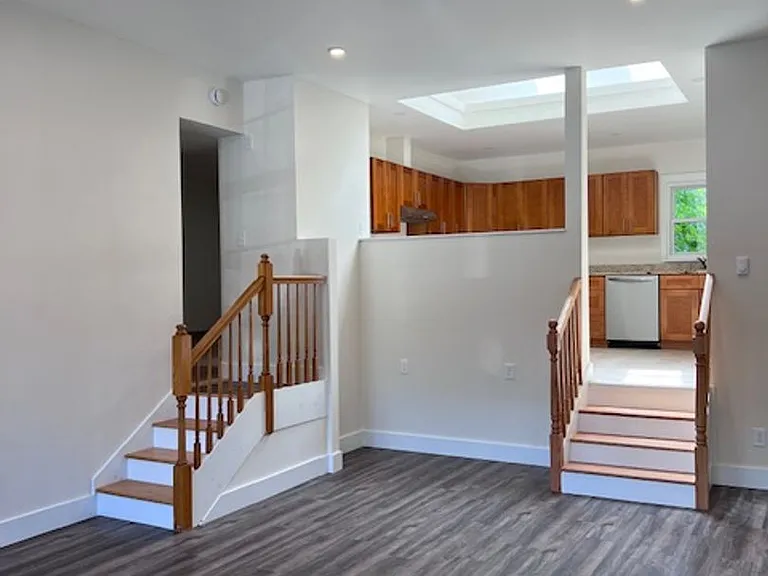 14311 Rt9w House — Photo 11