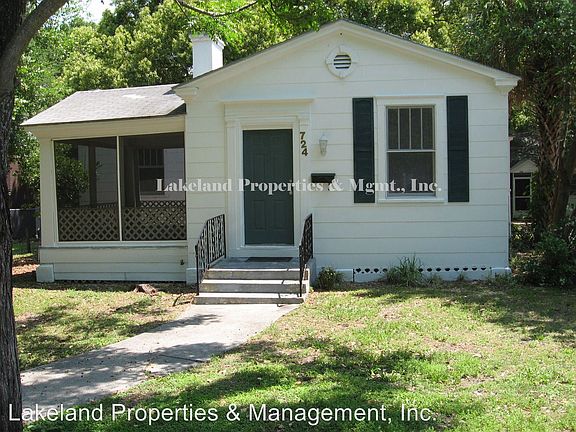 3rd image of 724 Park Hill Ave