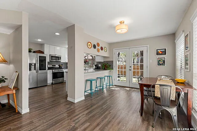 9318 Jorwoods Dr — Photo 12