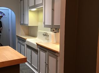 320 E 5th St APT 1, Duluth, MN 55805