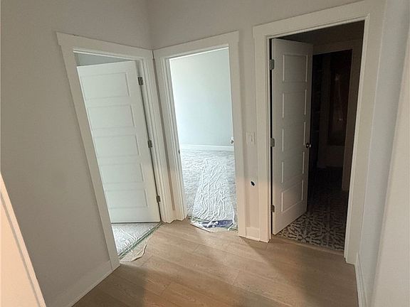 3rd image of 1835 Augusta Boulevard Lot 305