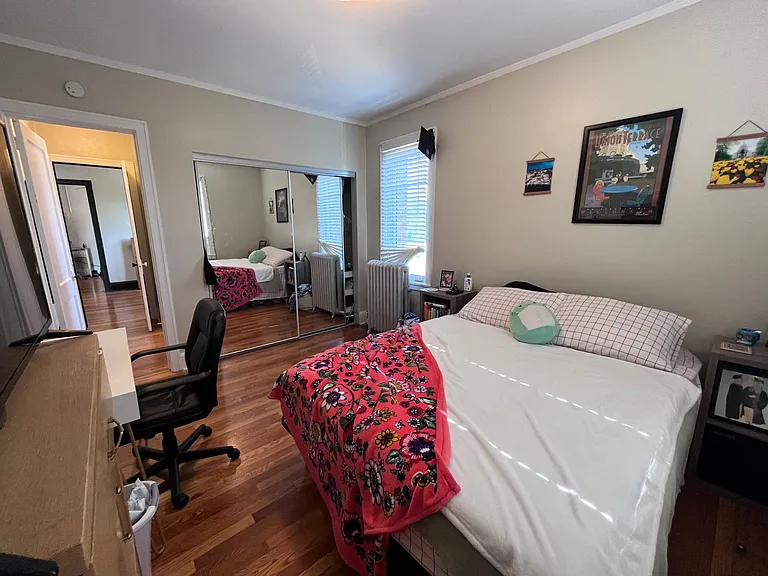 2517 Bryant Ave S #103 — Photo 15