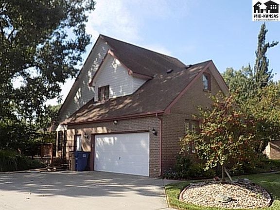 2nd image of 109 Kisiwa Pkwy