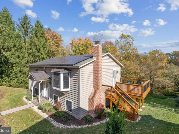 484 Rolling Dr, West Chester, PA 19380