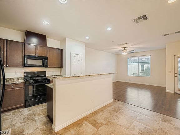 4th image of 4571 Townwall St