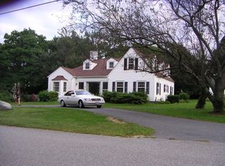 157 Bayview Ave, Portsmouth, RI 02871