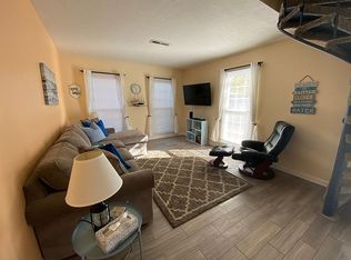 403 2nd Ave N APT A, Myrtle Beach, SC 29577