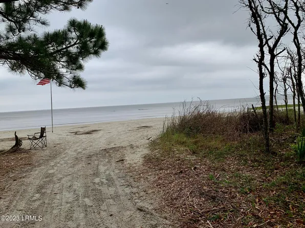 50 Sims Rd, Saint Helena Island, SC 29920