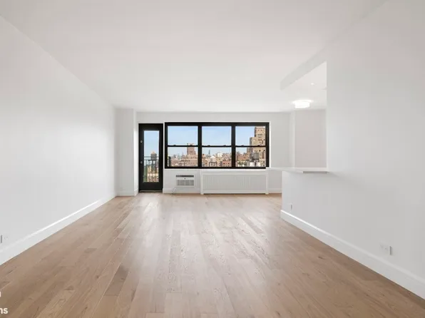 185 West End Avenue image 1 of 8