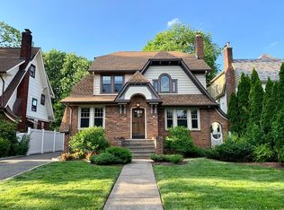 32 Clairidge Ct, Glen Ridge, NJ 07028