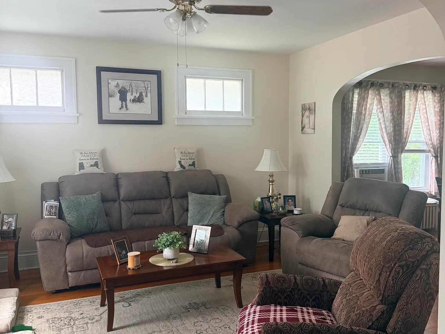 3 bed, 1274 sqft, $2,000 — Photo 4