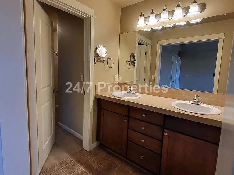 15469 SE Eckert Ln — Photo 9