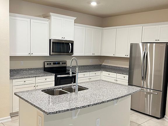 4th image of 122 Pasarela Dr