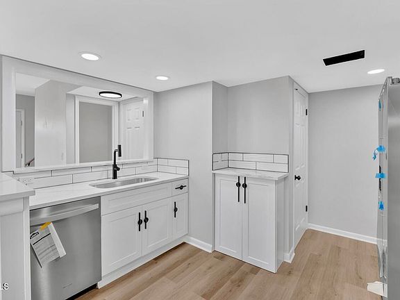 2nd image of 500 Pilgrim Ct APT D