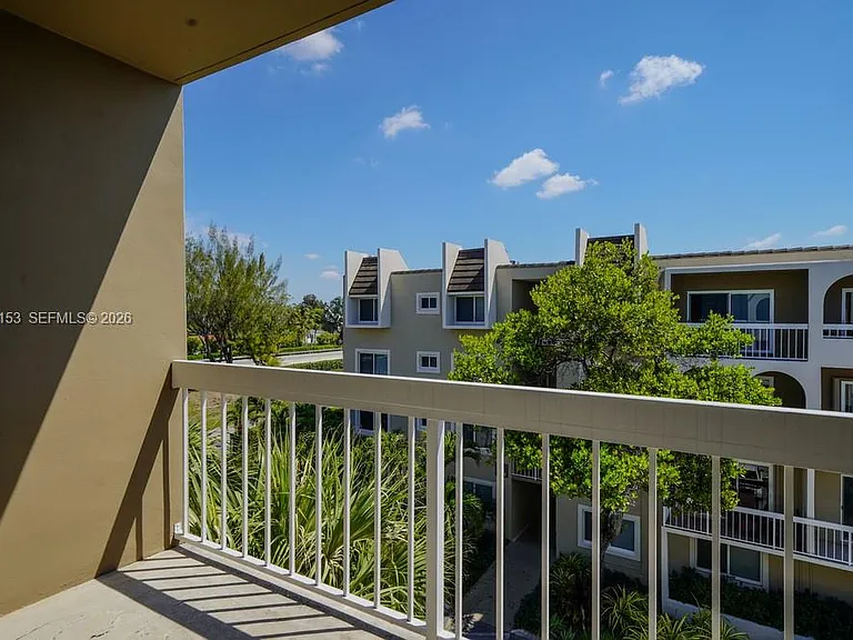 7920 Camino Real #401 — Photo 2