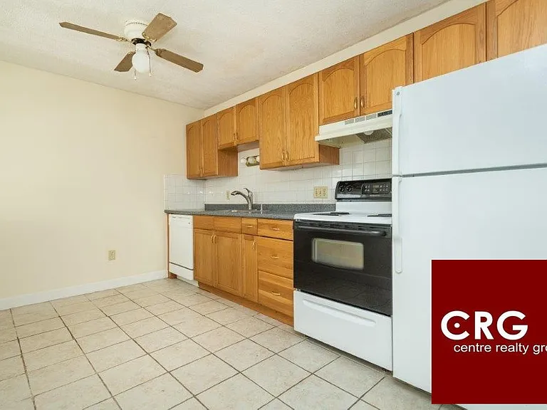 162 Summer St #11D — Photo 1
