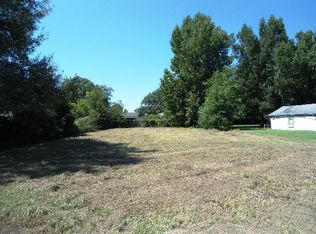 1132 S Presley St, Atmore, AL 36502