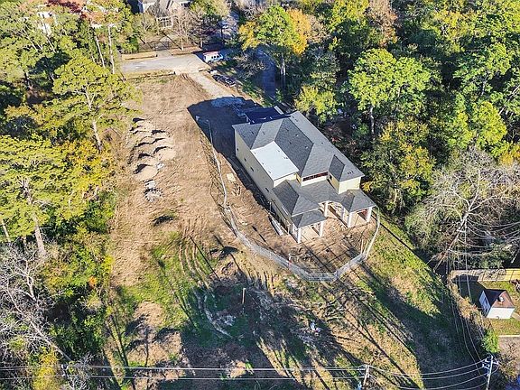 4th image of 36 W Shady Ln