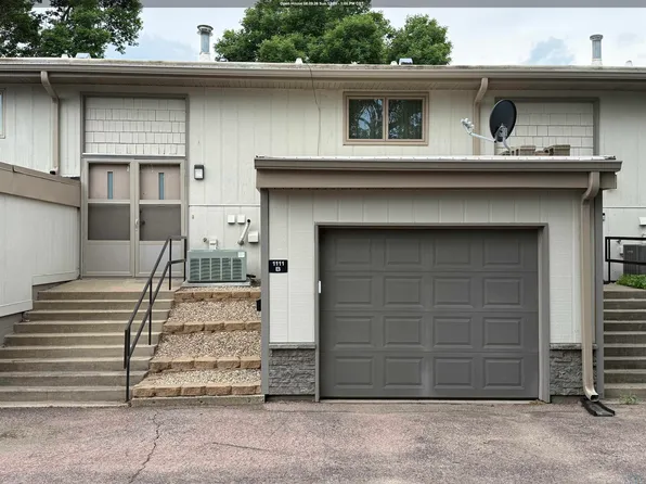 1111 Council Oak Dr APT B, Sioux City, IA 51109