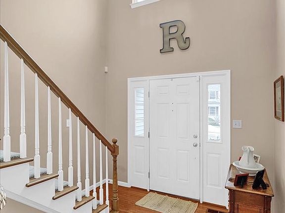 4th image of 6 Lenape Dr
