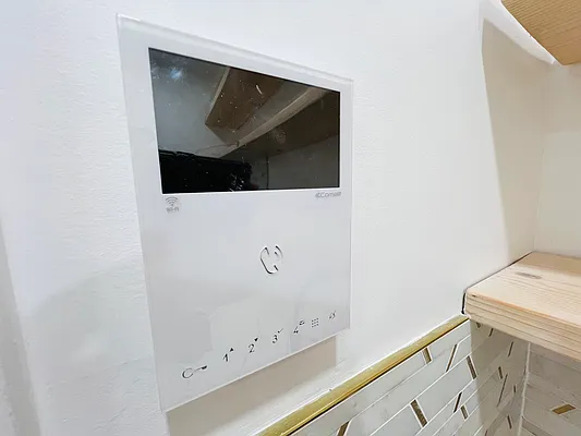 Rented by Pear NYC LLC | media 4