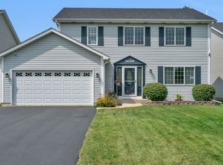 1N308 Purnell St, Carol Stream, IL 60188