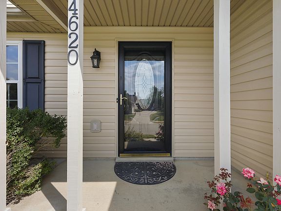 3rd image of 4620 Landing Dr