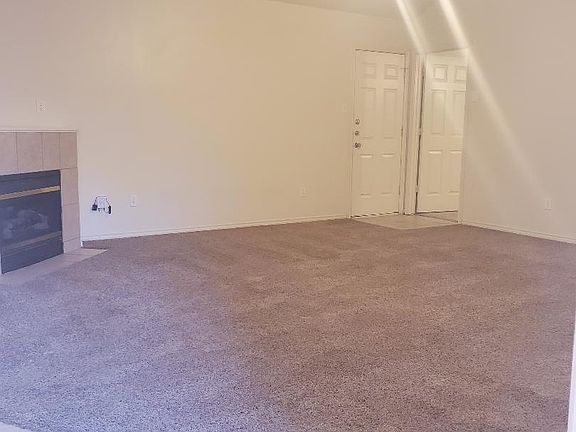2nd image of 5826 96th St Unit B