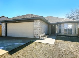 4648 Feathercrest Dr, Fort Worth, TX 76137