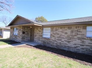 1826 Boyd St, Dallas, TX 75224