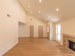 18015 Brooknoll Dr, Houston, TX 77084