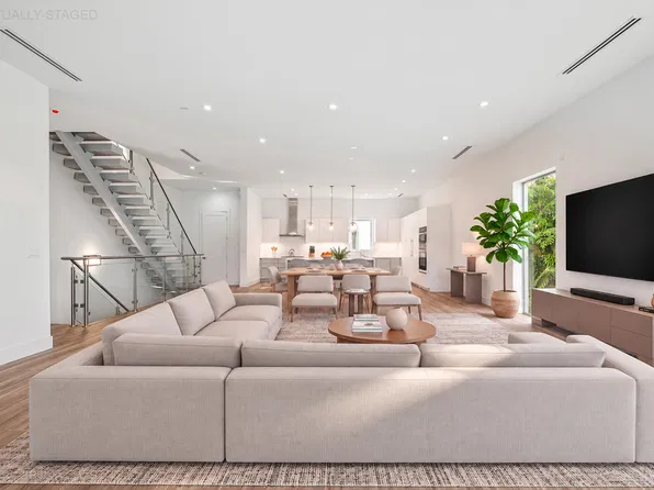 11 SE 11th Avenue, Fort Lauderdale, FL 33301